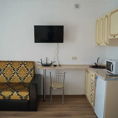Guest house Appartments Near 7 Km 5001155